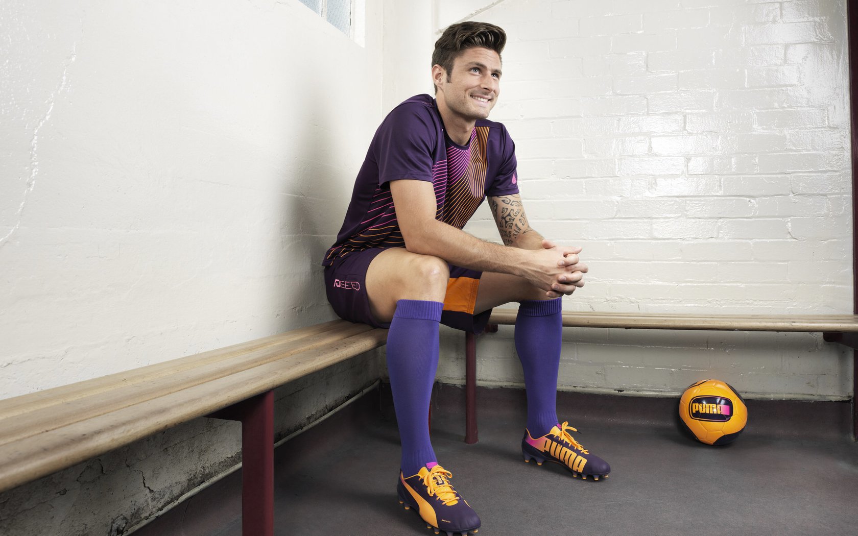 梅西连续十五场比赛得分超过关键助攻，老鹰挑战极限！