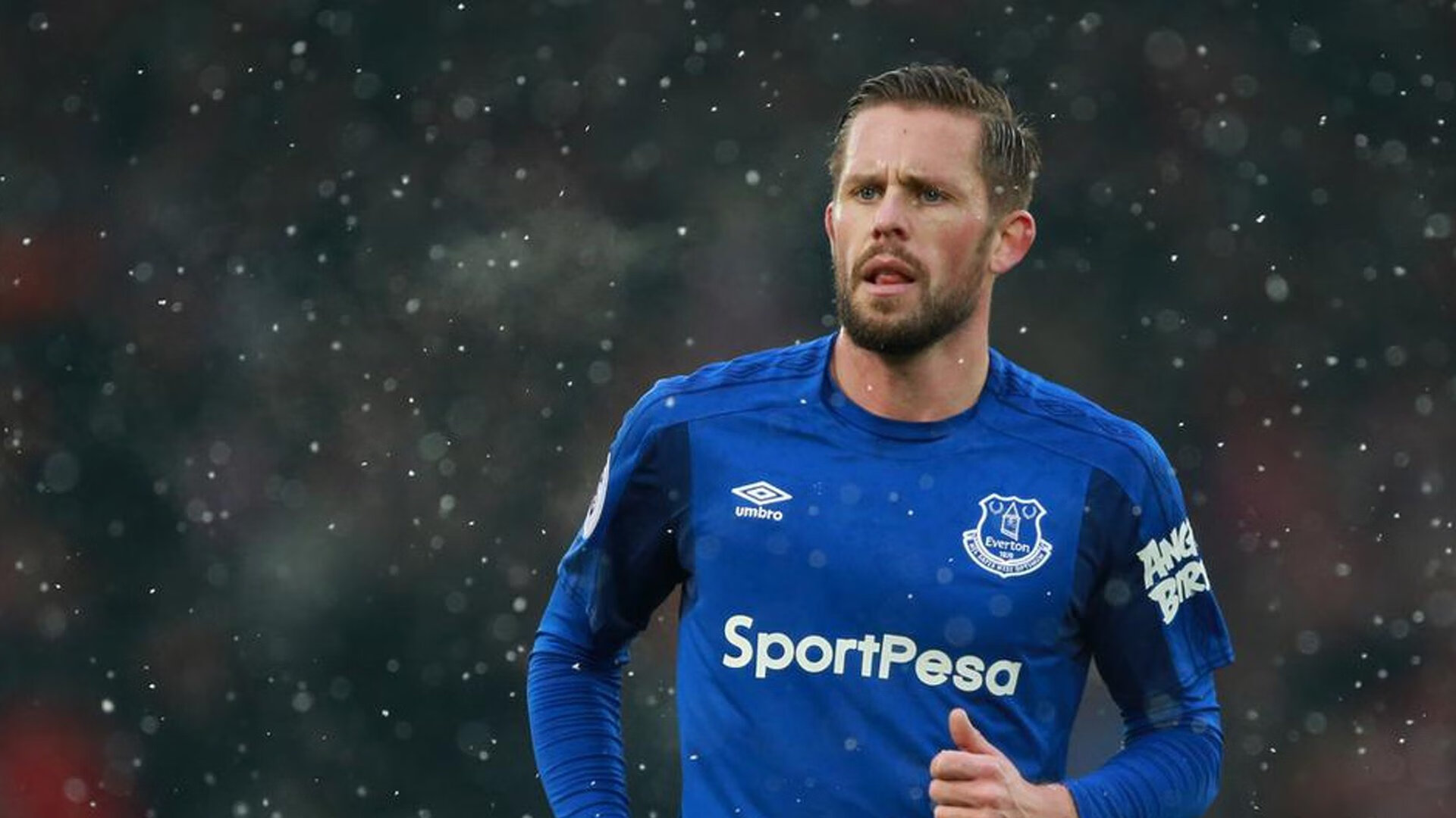 Uzi关键节点高光表现，篮网带队取胜！